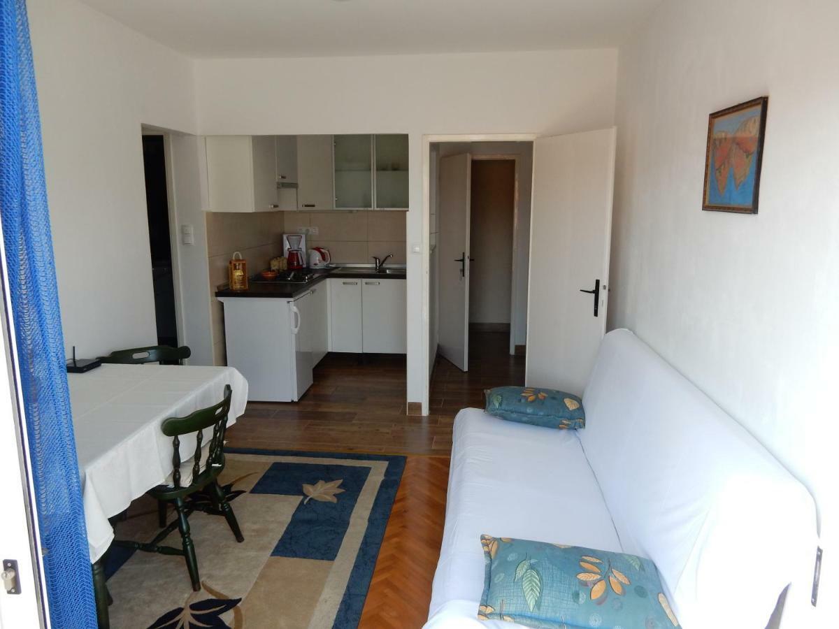 Apartments Indira Lovište 外观 照片